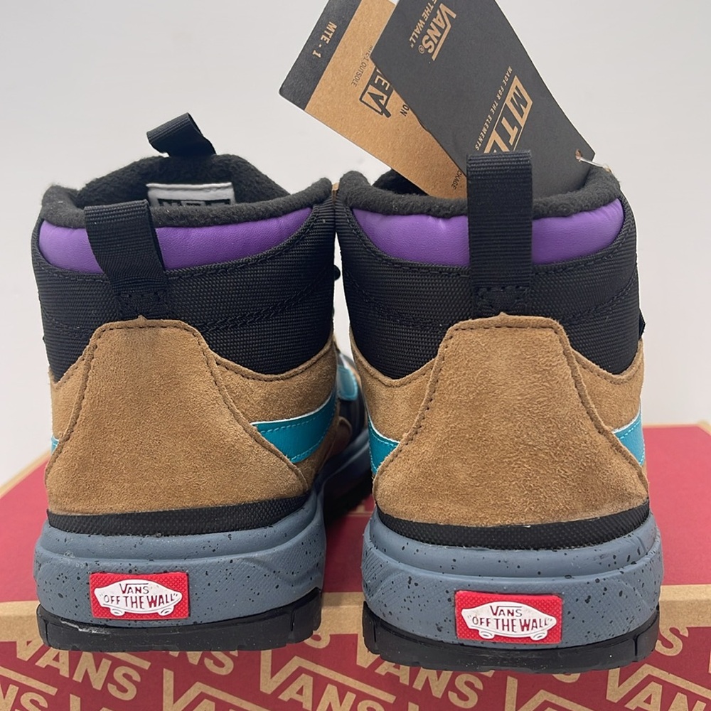 Vans WMNS High-Top Sneakers Boots Blue and Tan Accents Ultrarange Exo
Tobacco - Picture 14 of 16